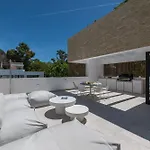 All About Villa Lavanda